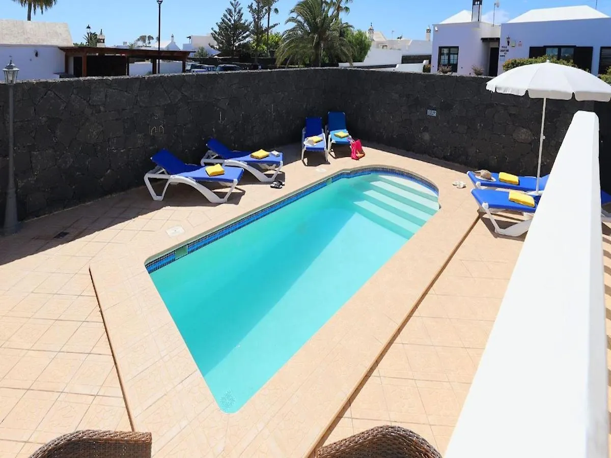 Cosy Lanzarote Villa 3 Bedrooms Heated Pool Villa Honey Puerto Del Carmen