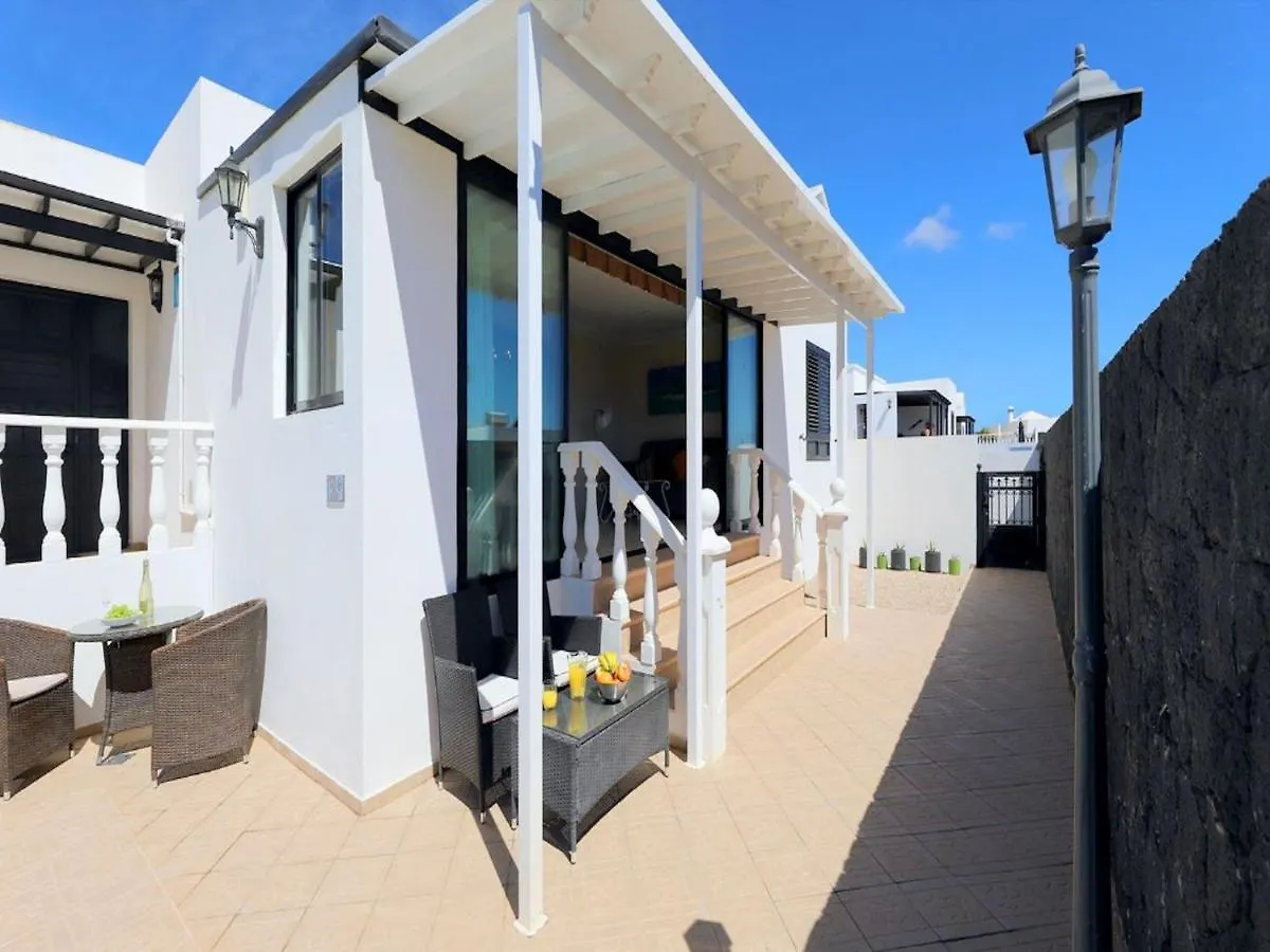 Cosy Lanzarote Villa 3 Bedrooms Heated Pool Villa Honey Puerto Del Carmen Ισπανία